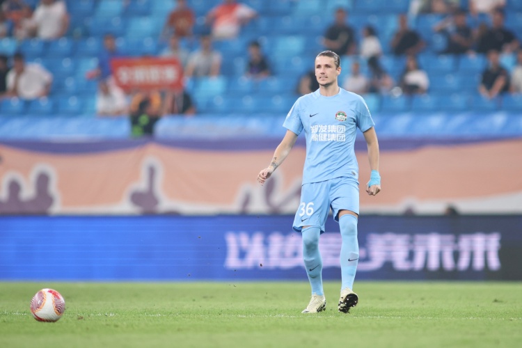 博主:热身赛河南队2-0K2忠南牙山队,刘鑫瑜、迈达纳破门